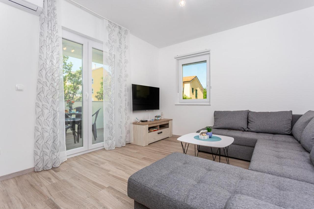 Kvarner Bay 4* - Apartments 1 & 3 リエカ エクステリア 写真