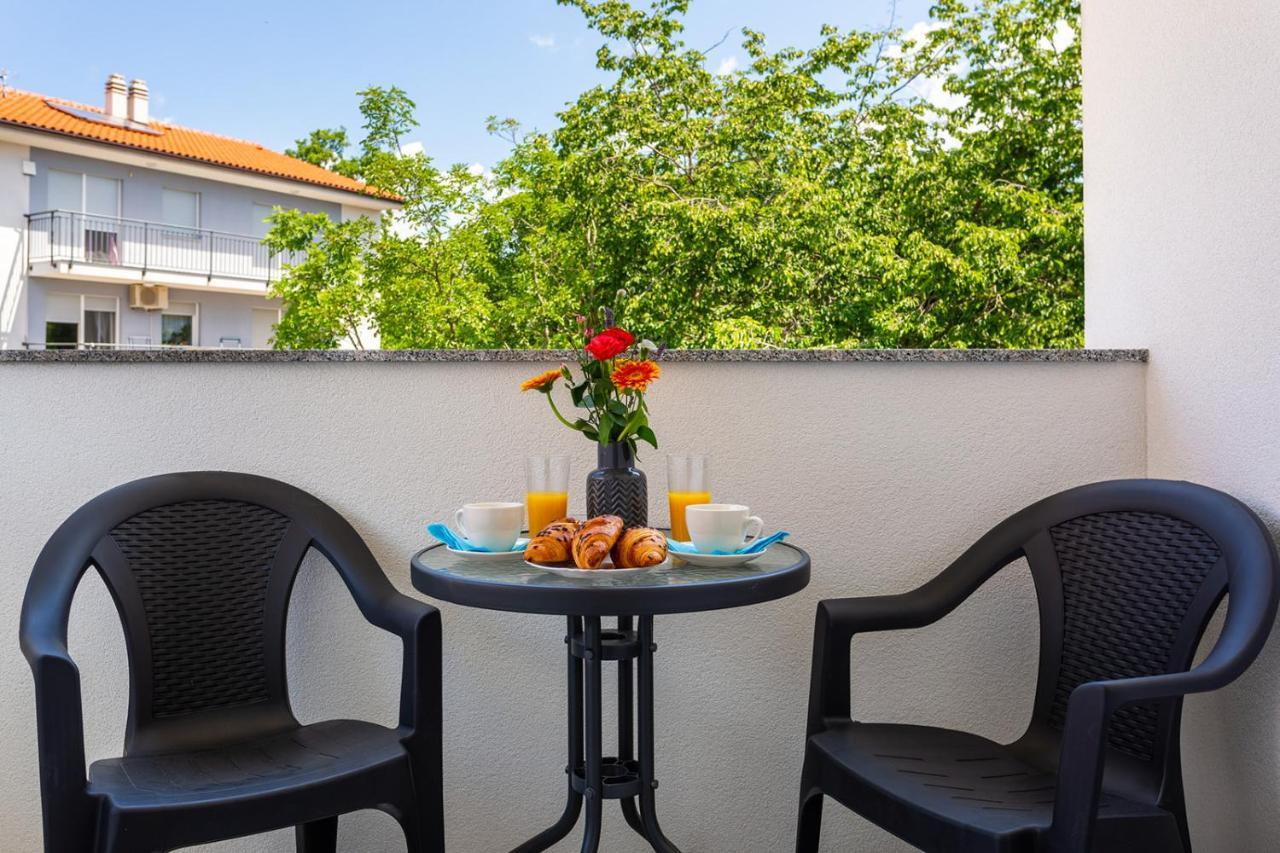 Kvarner Bay 4* - Apartments 1 & 3 リエカ エクステリア 写真