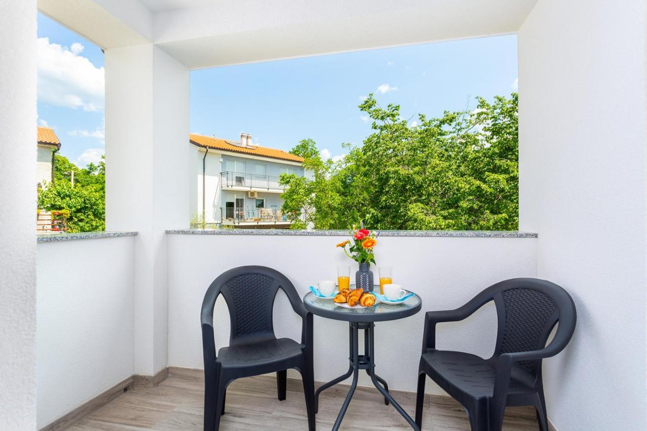 Kvarner Bay 4* - Apartments 1 & 3 リエカ エクステリア 写真